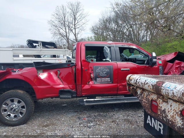 Ford F-350 Lariat