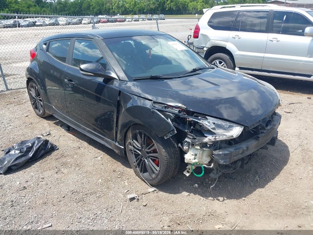 Salvage Hyundai VELOSTER Image