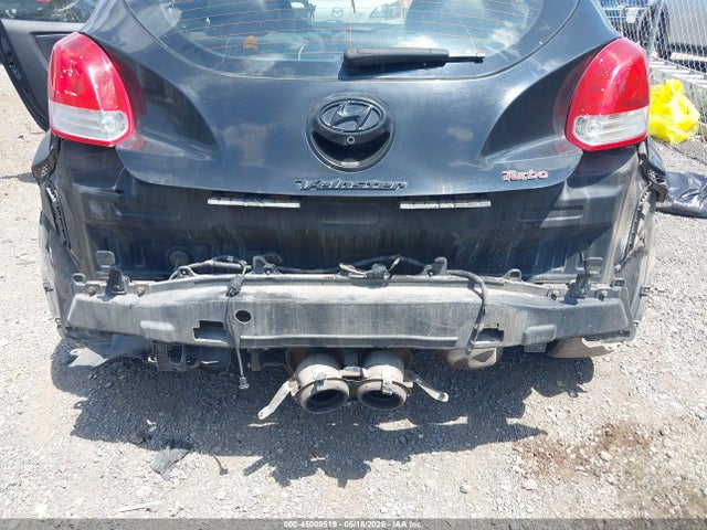 Hyundai VELOSTER Turbo
