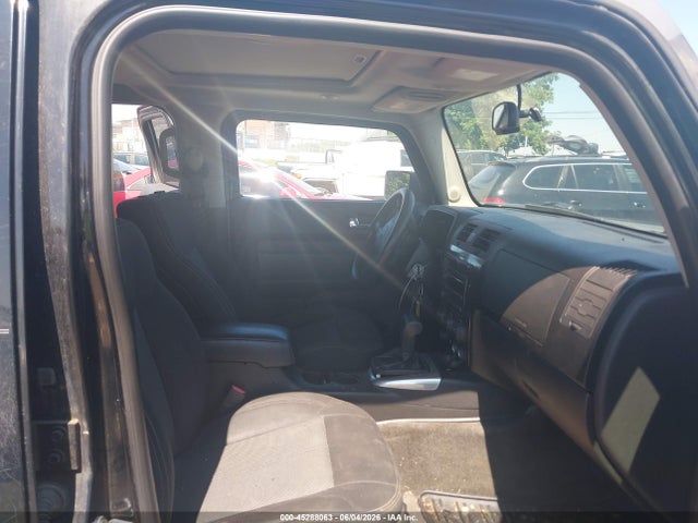 HUMMER H3