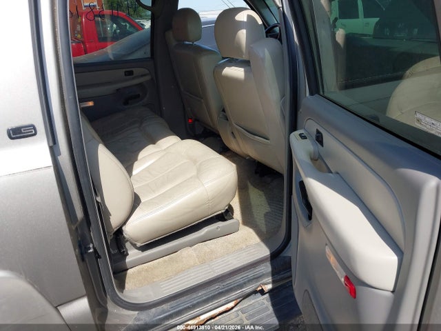Chevrolet Suburban 1500 Ls