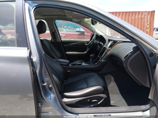 INFINITI Q50 Hybrid Premium