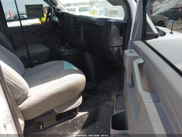 GMC Savana Work Van