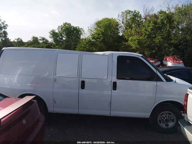 GMC Savana Work Van