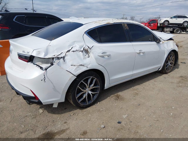 Acura ILX