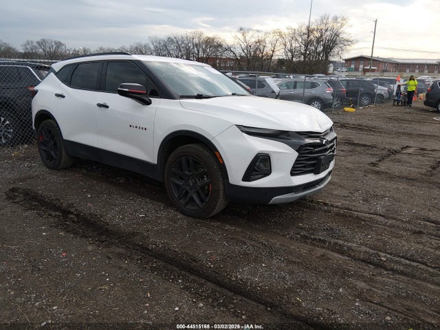 Salvage Chevrolet Blazer Image