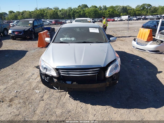 Chrysler 200 Touring