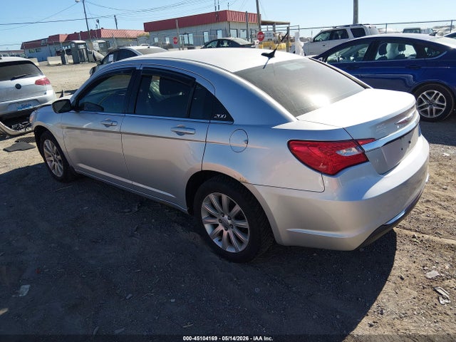 Chrysler 200 Touring