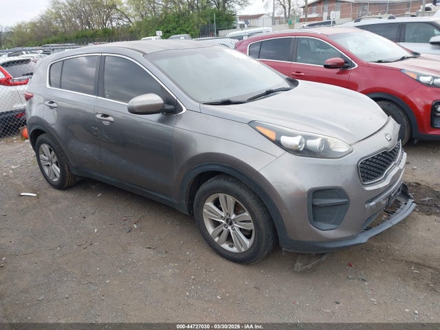 Salvage Kia Sportage Image