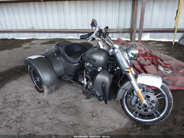 Salvage Harley-Davidson Flrt Image
