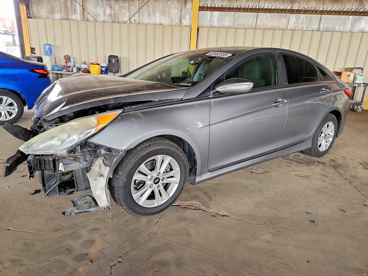 Salvage Hyundai SONATA Image