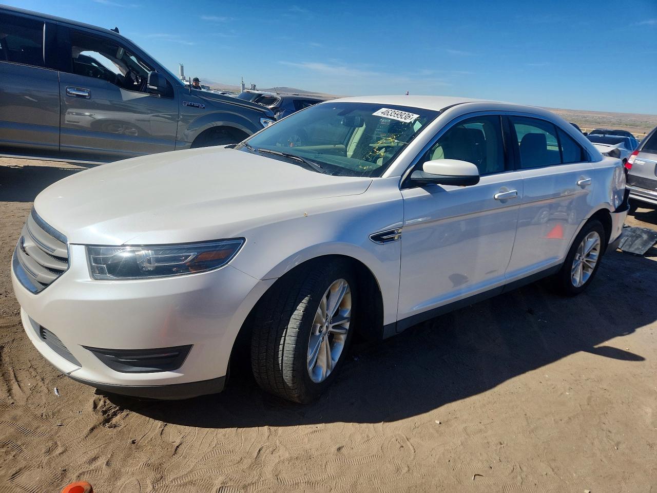 Salvage Ford Taurus Image