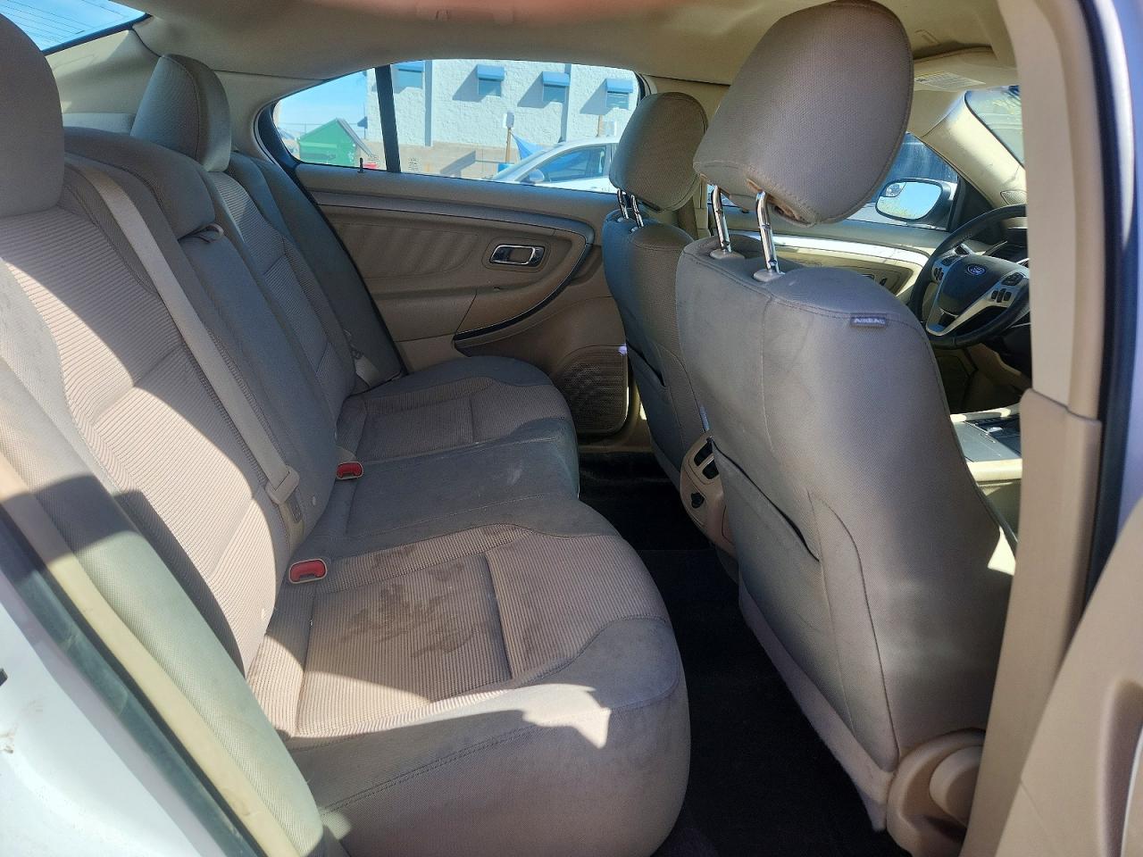 Ford Taurus Sel