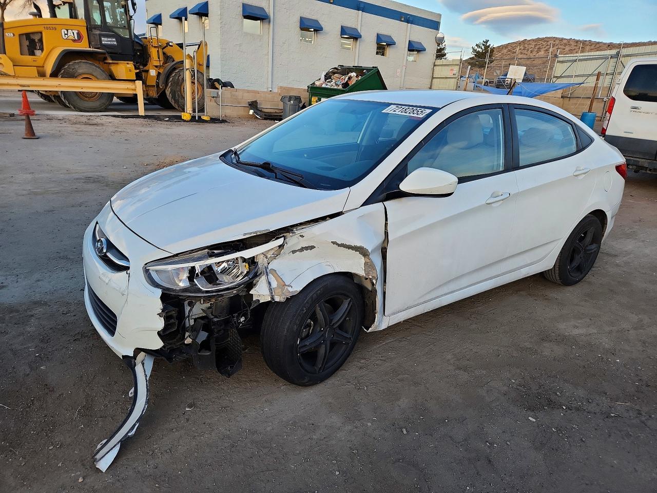 Salvage Hyundai ACCENT Image