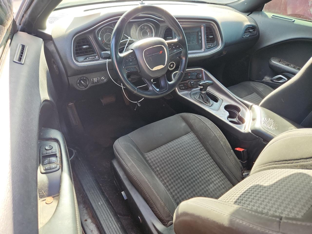 Dodge Challenger Sxt