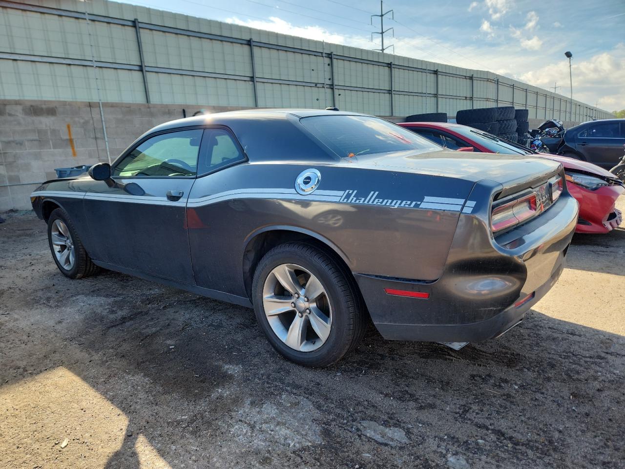 Dodge Challenger Sxt