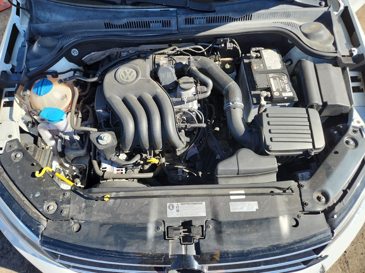 Volkswagen Jetta Base