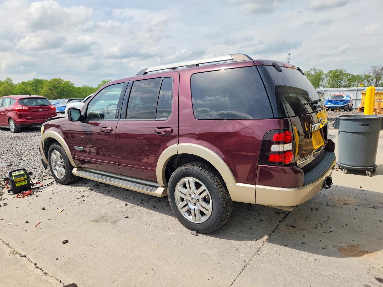 Ford Explorer Eddie Bauer