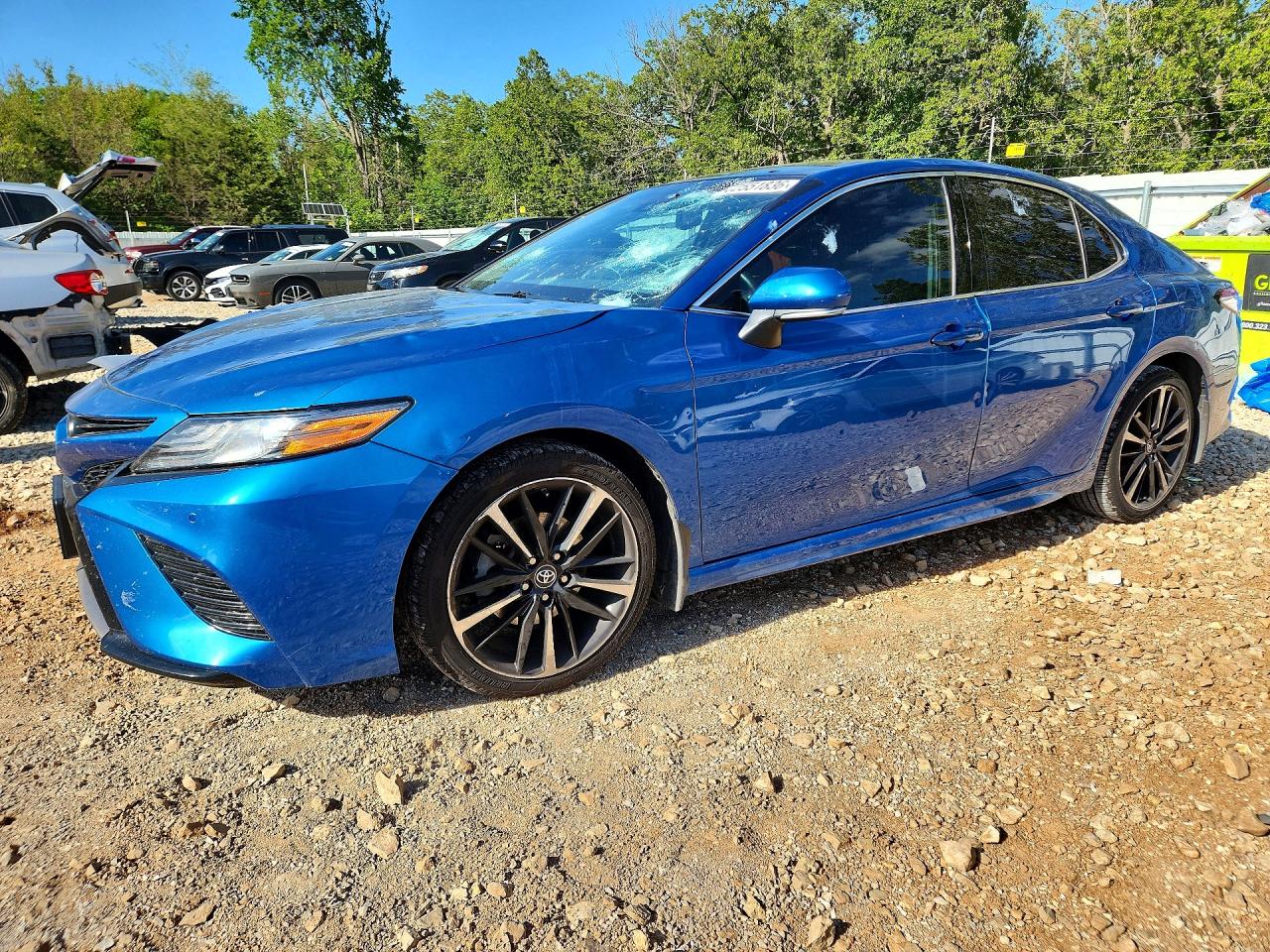 Salvage Toyota Camry Image