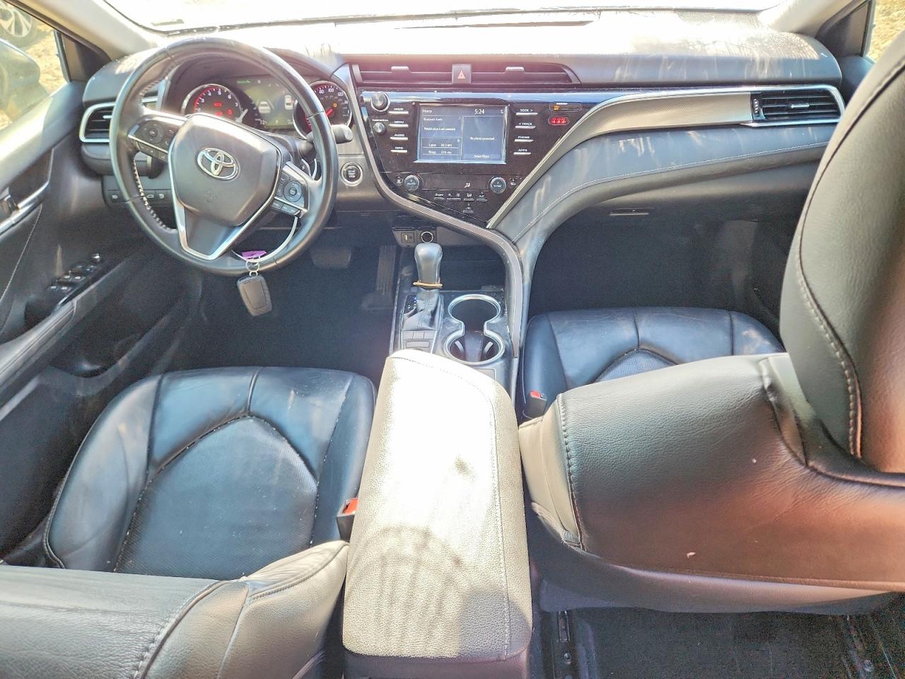 Toyota Camry Xse