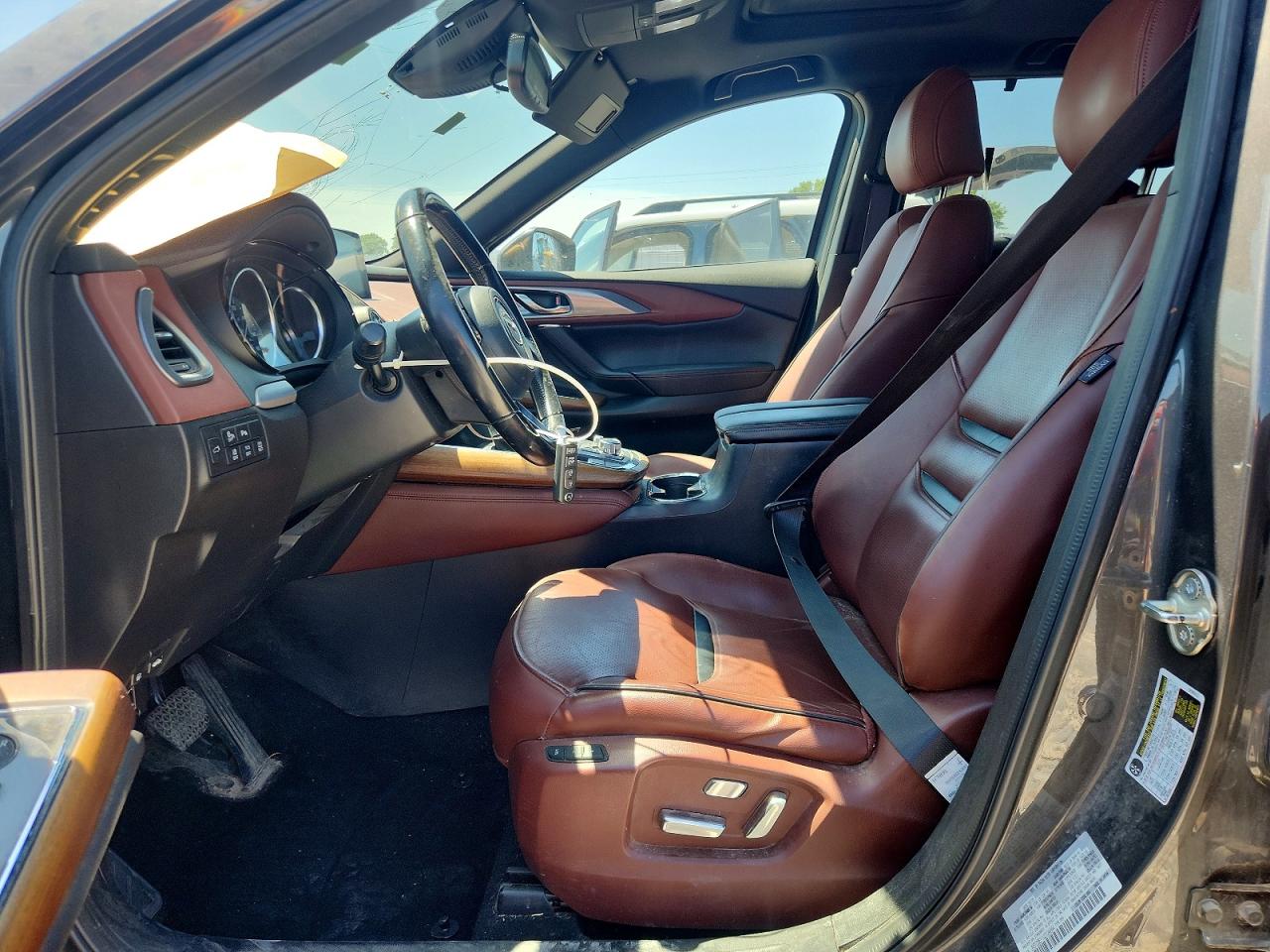 Mazda Cx Signature