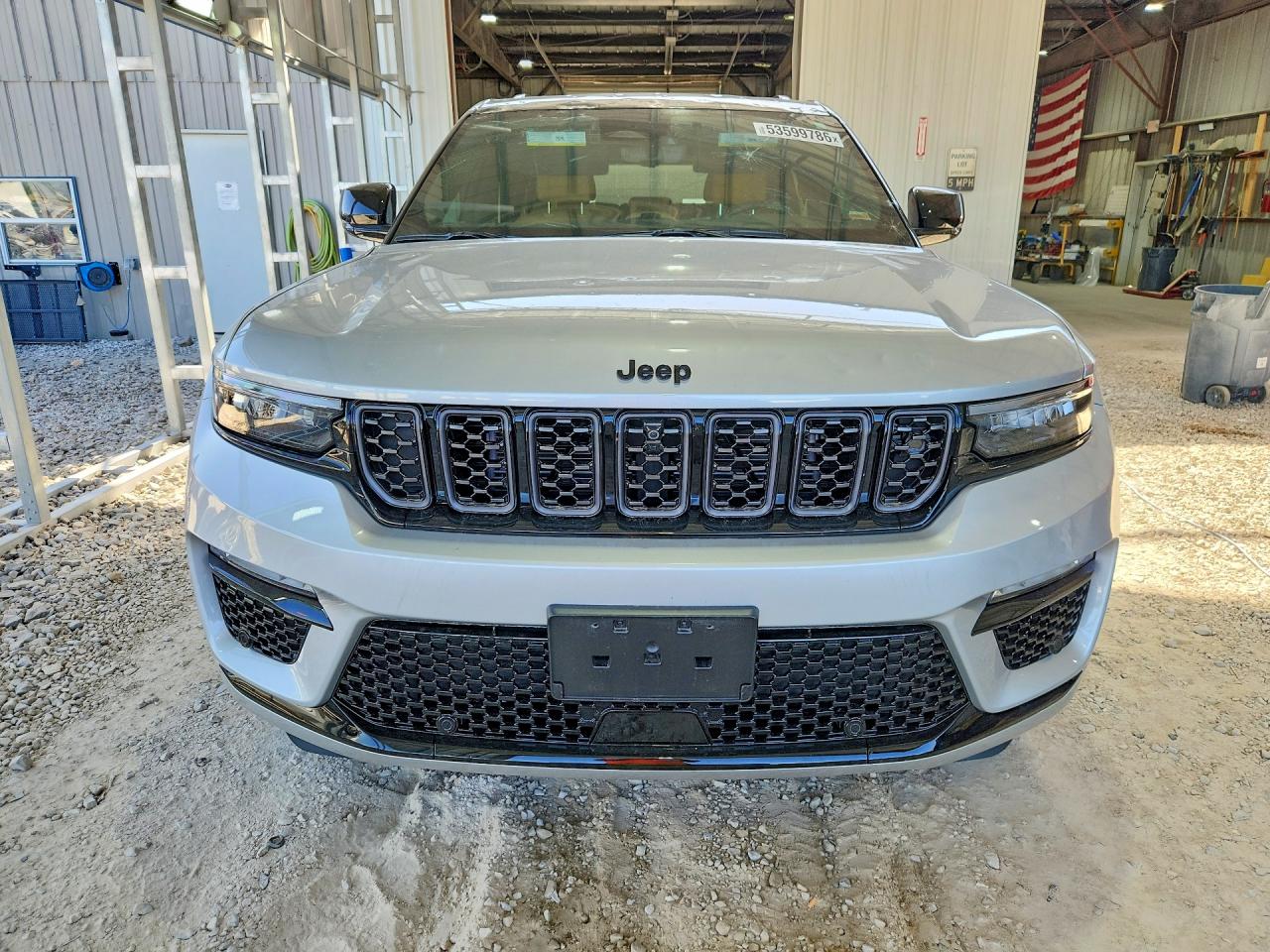 Jeep Cherokee Summit