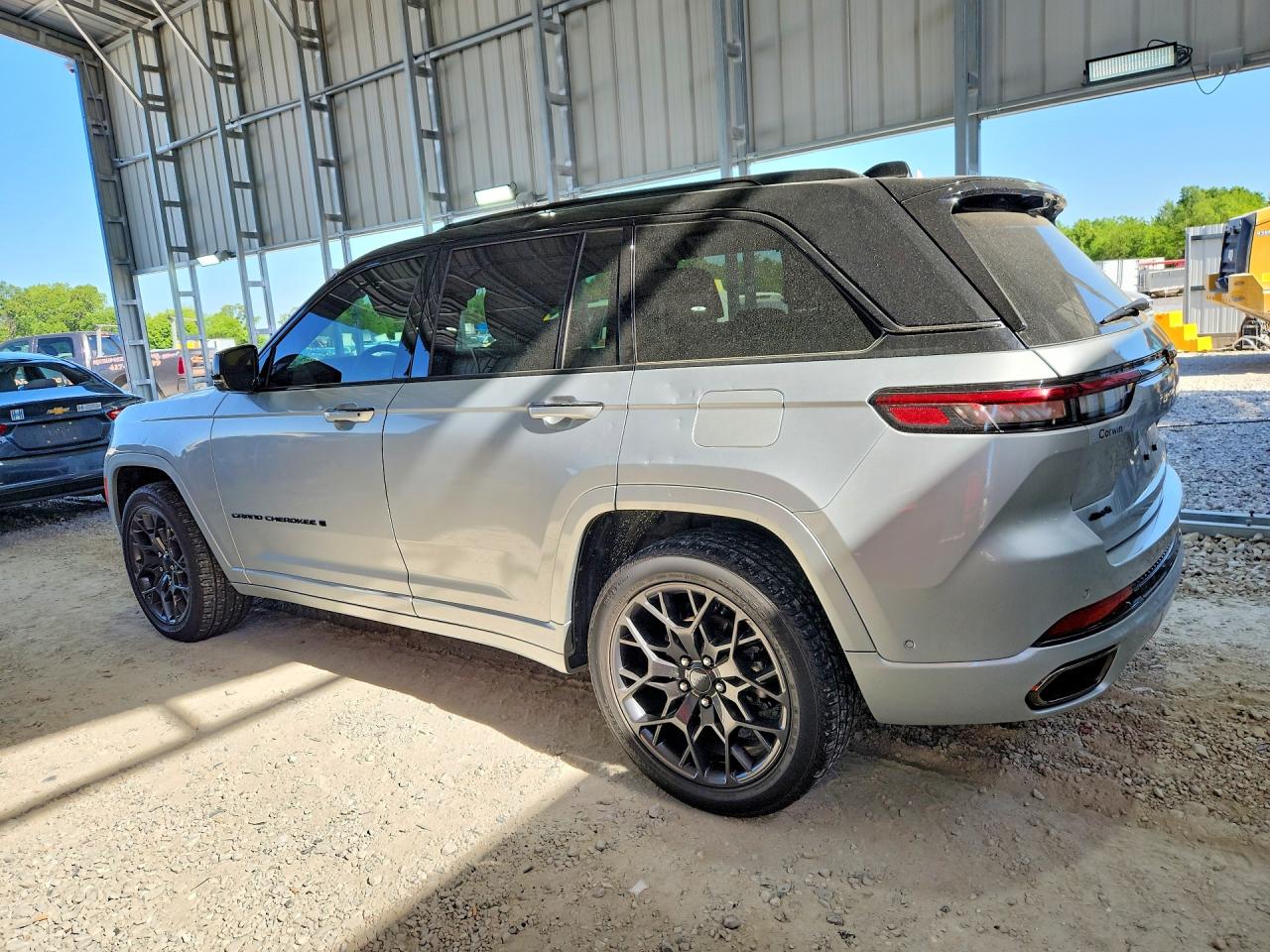 Jeep Cherokee Summit