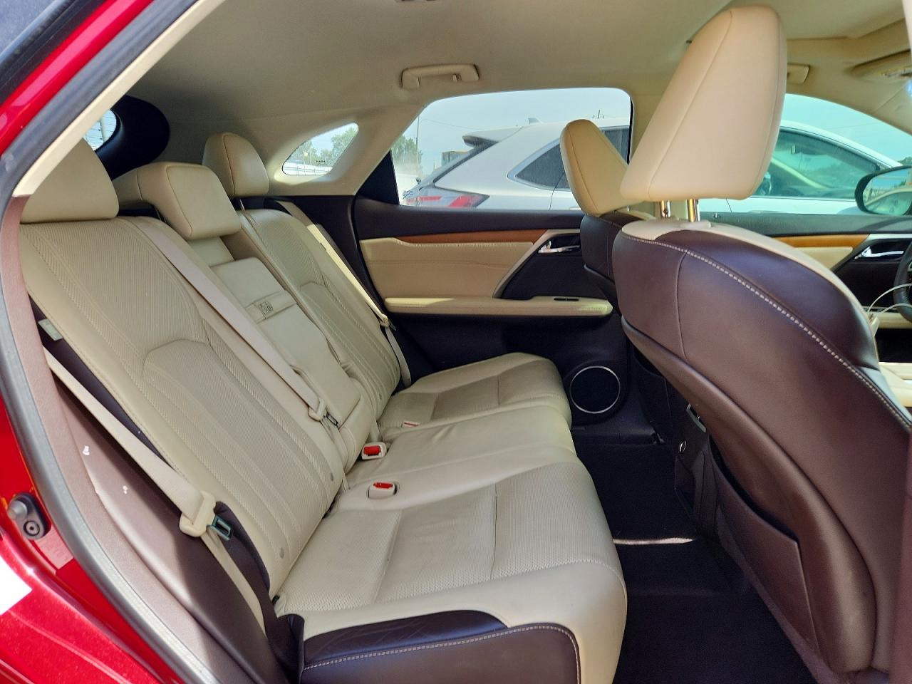 Lexus RX Base