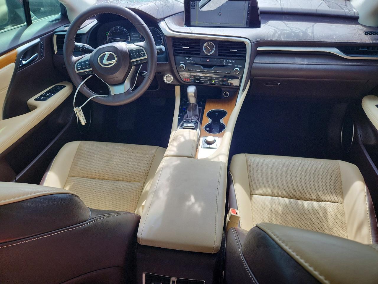 Lexus RX Base