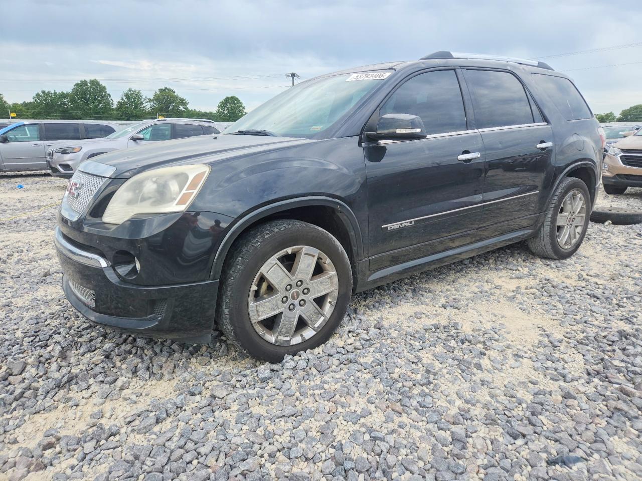 Salvage GMC Acadia Image