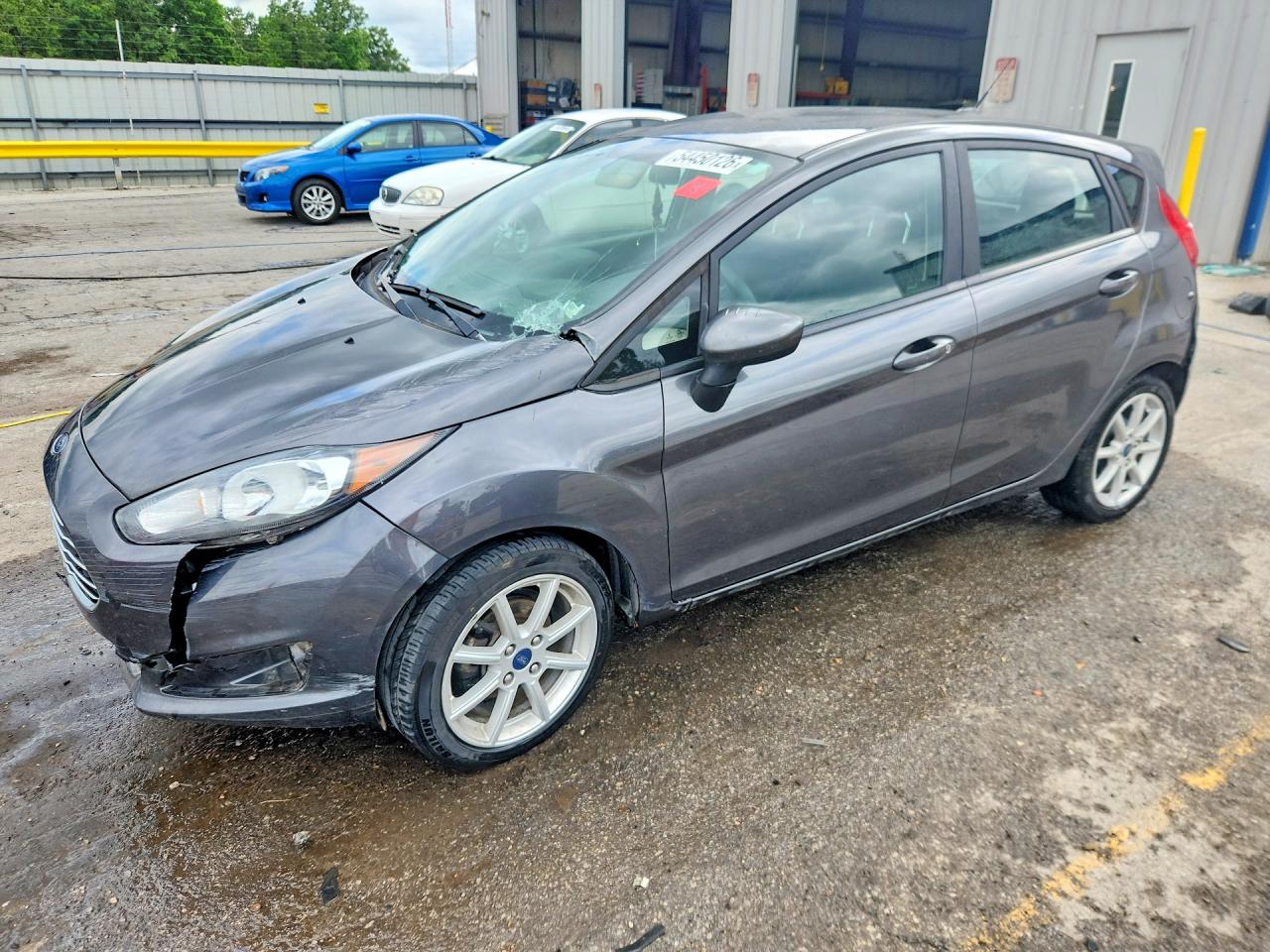 Salvage Ford Fiesta Image