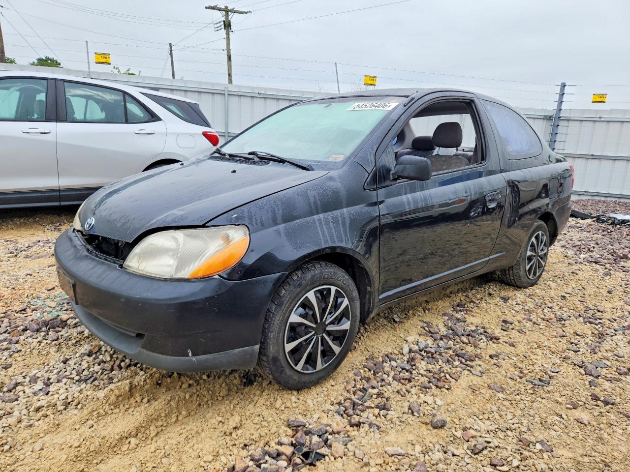 Salvage Toyota ECHO Image