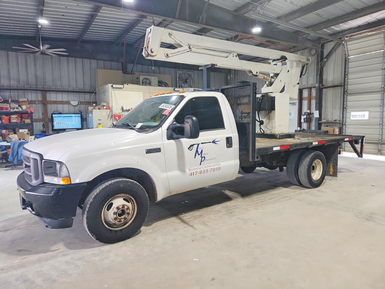 Salvage Ford F-350 Image