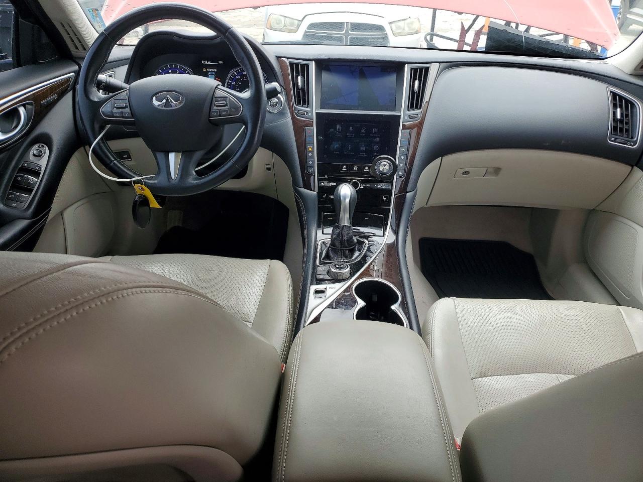 INFINITI Q50