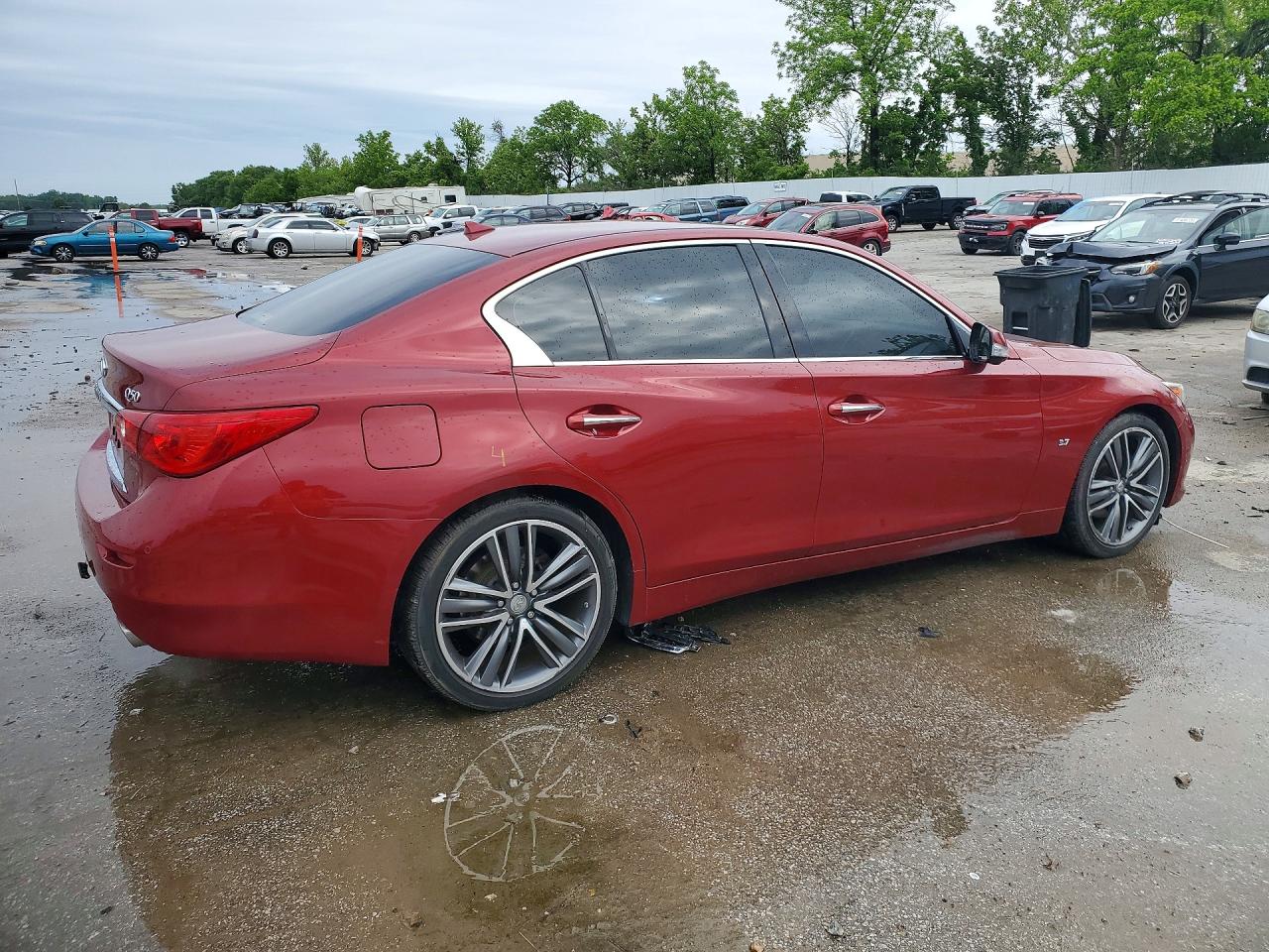 INFINITI Q50