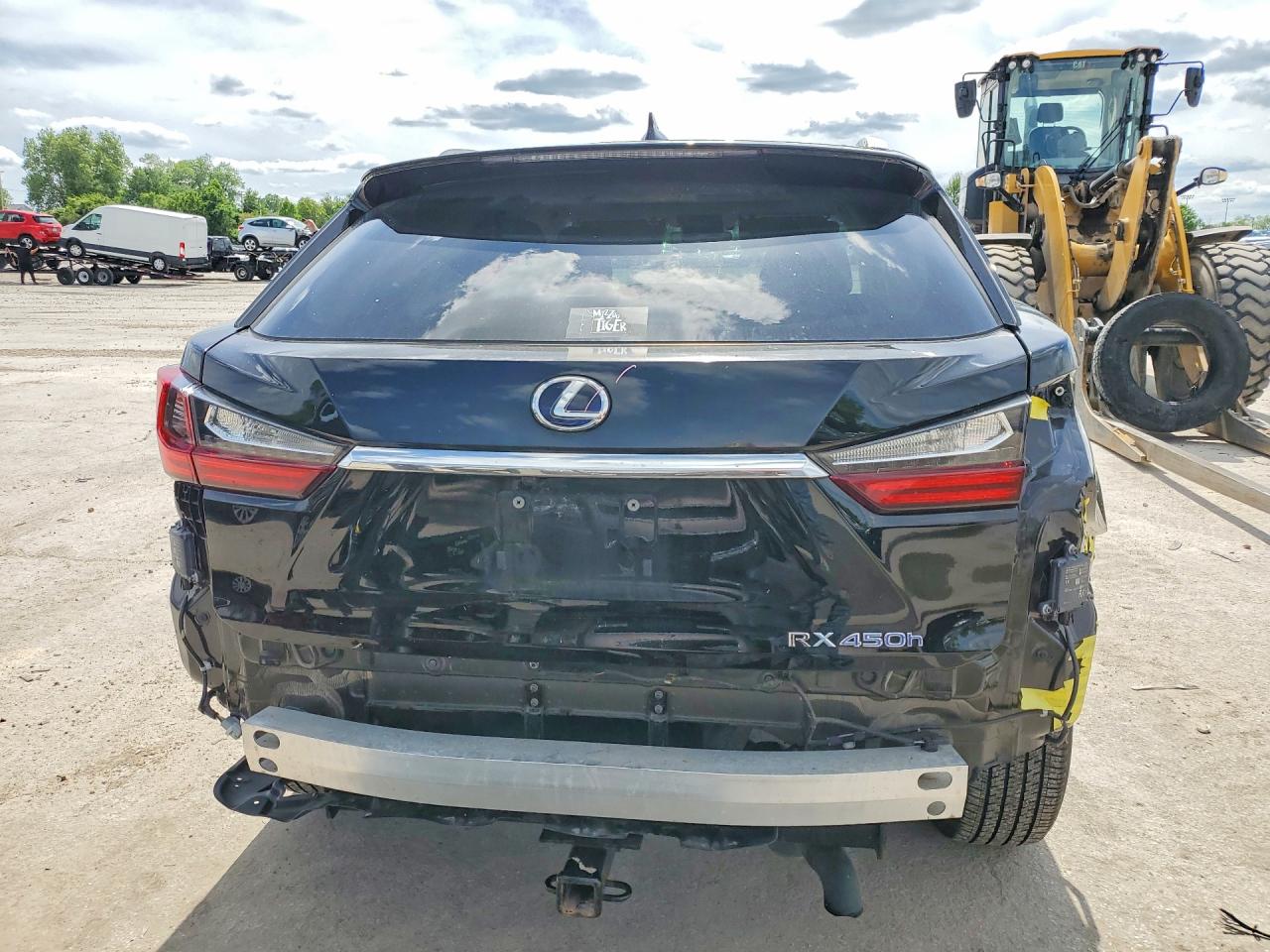 Lexus RX Base