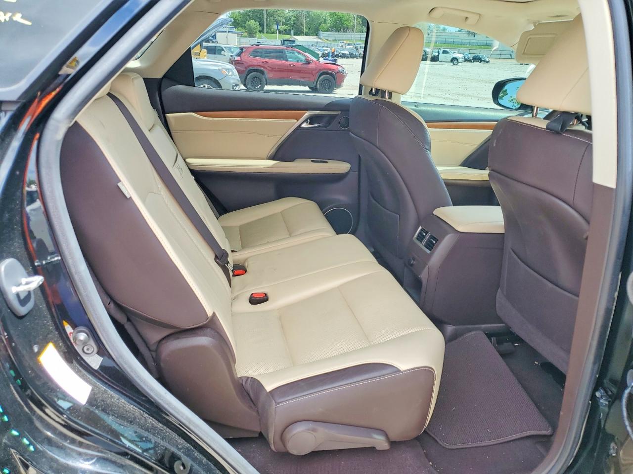 Lexus RX Base