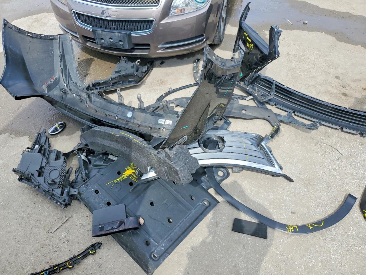 Lexus RX Base