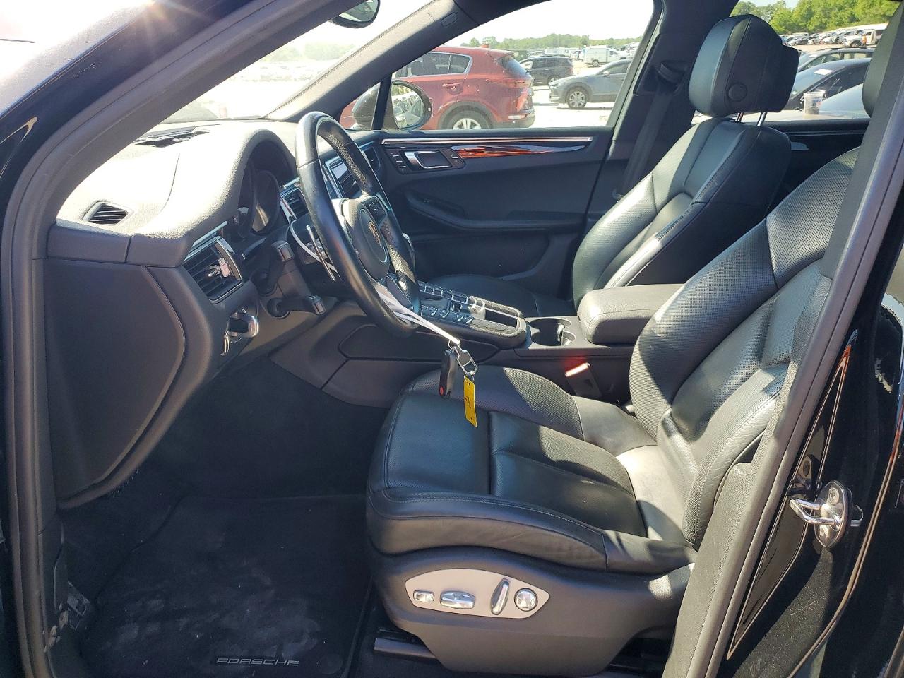 Porsche Macan S