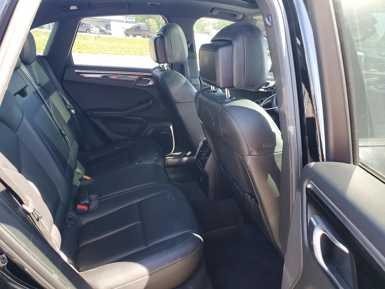 Porsche Macan S