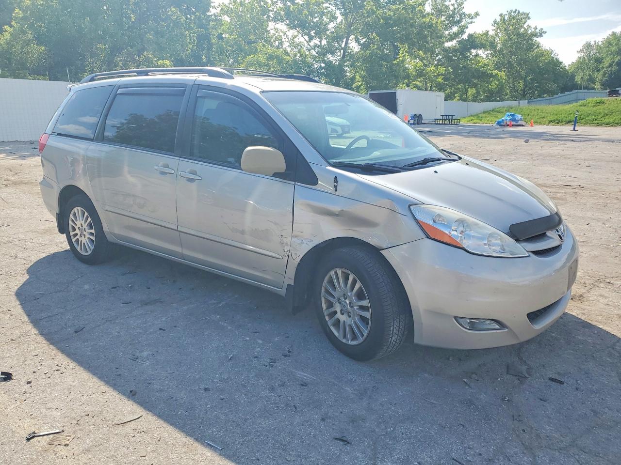 Toyota Sienna Xle