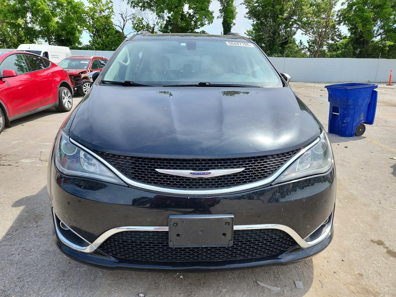 Chrysler Pacifica Limited