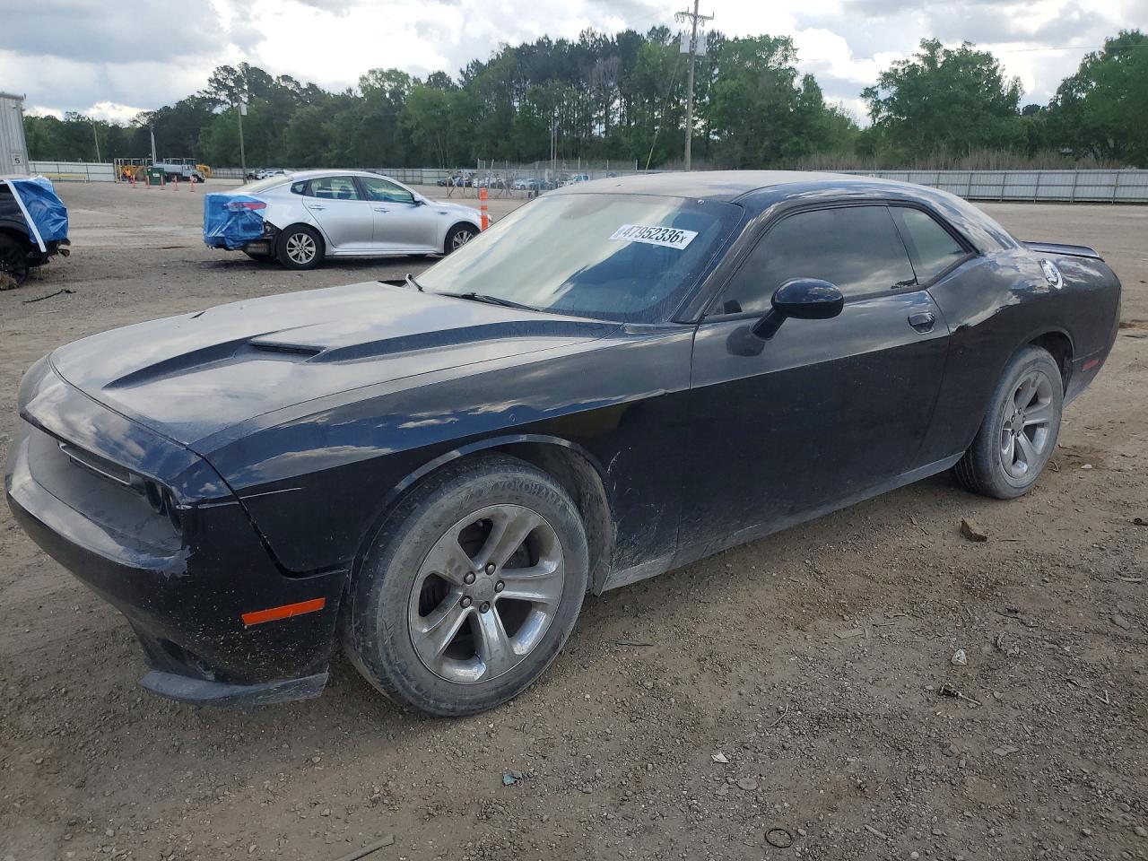 Salvage Dodge Challenger Image