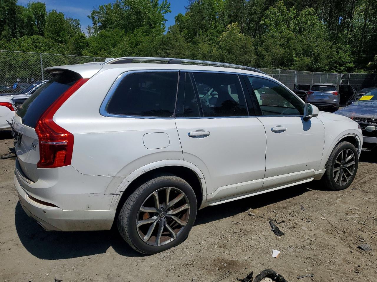 Volvo XC90 T6