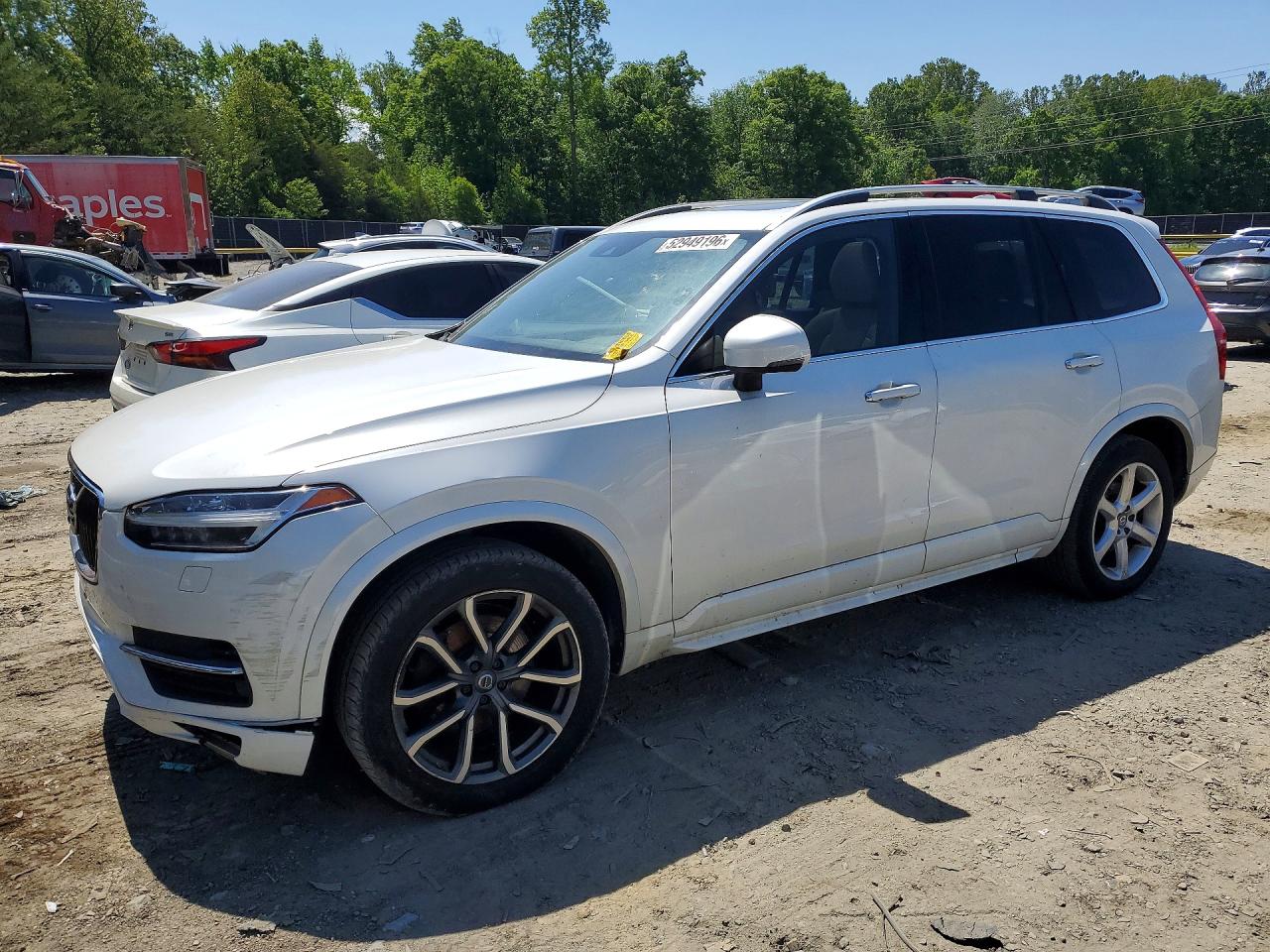 Salvage Volvo XC90 Image