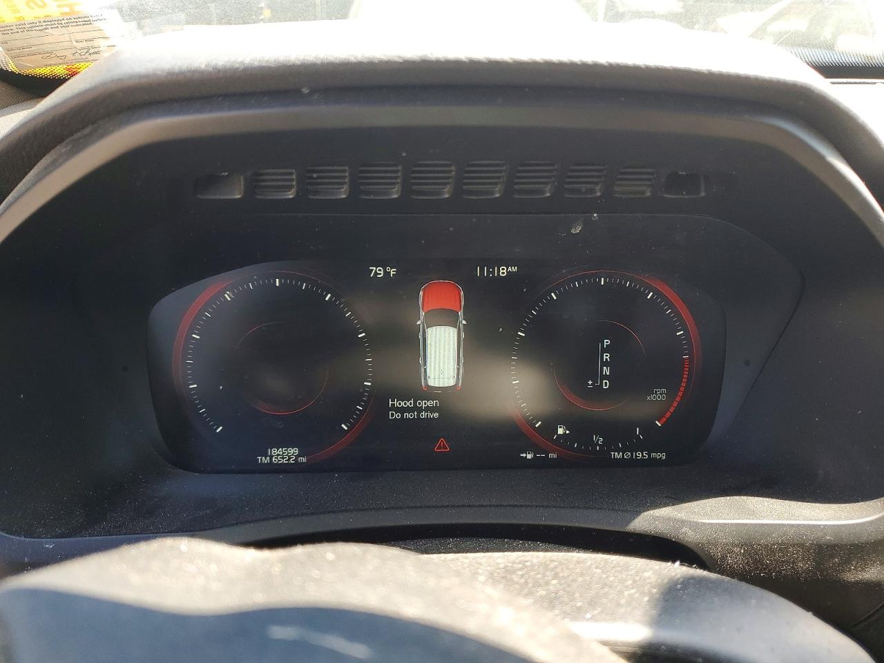 Volvo XC90 T6