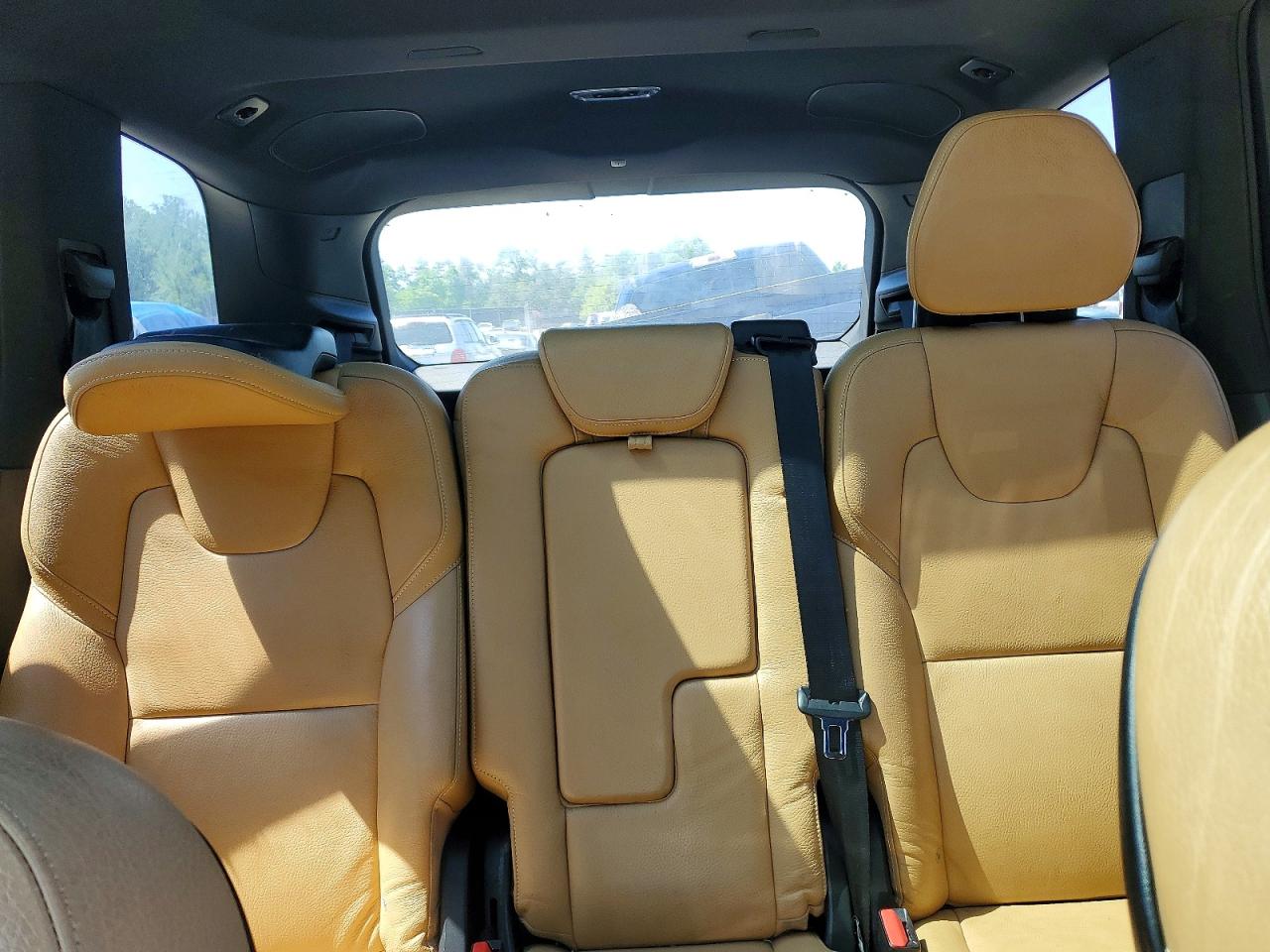 Volvo XC90 T6