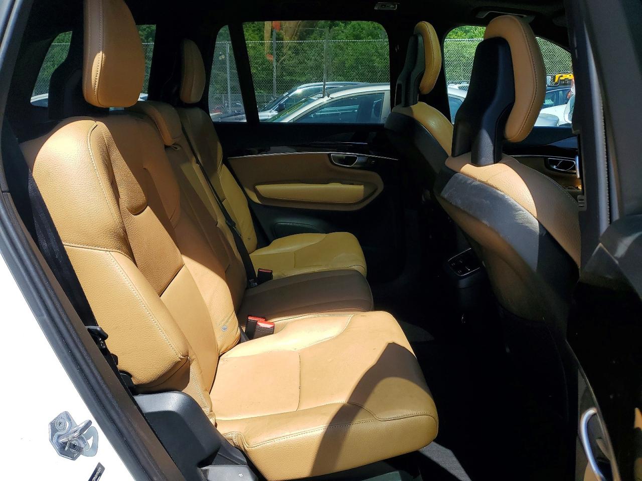 Volvo XC90 T6