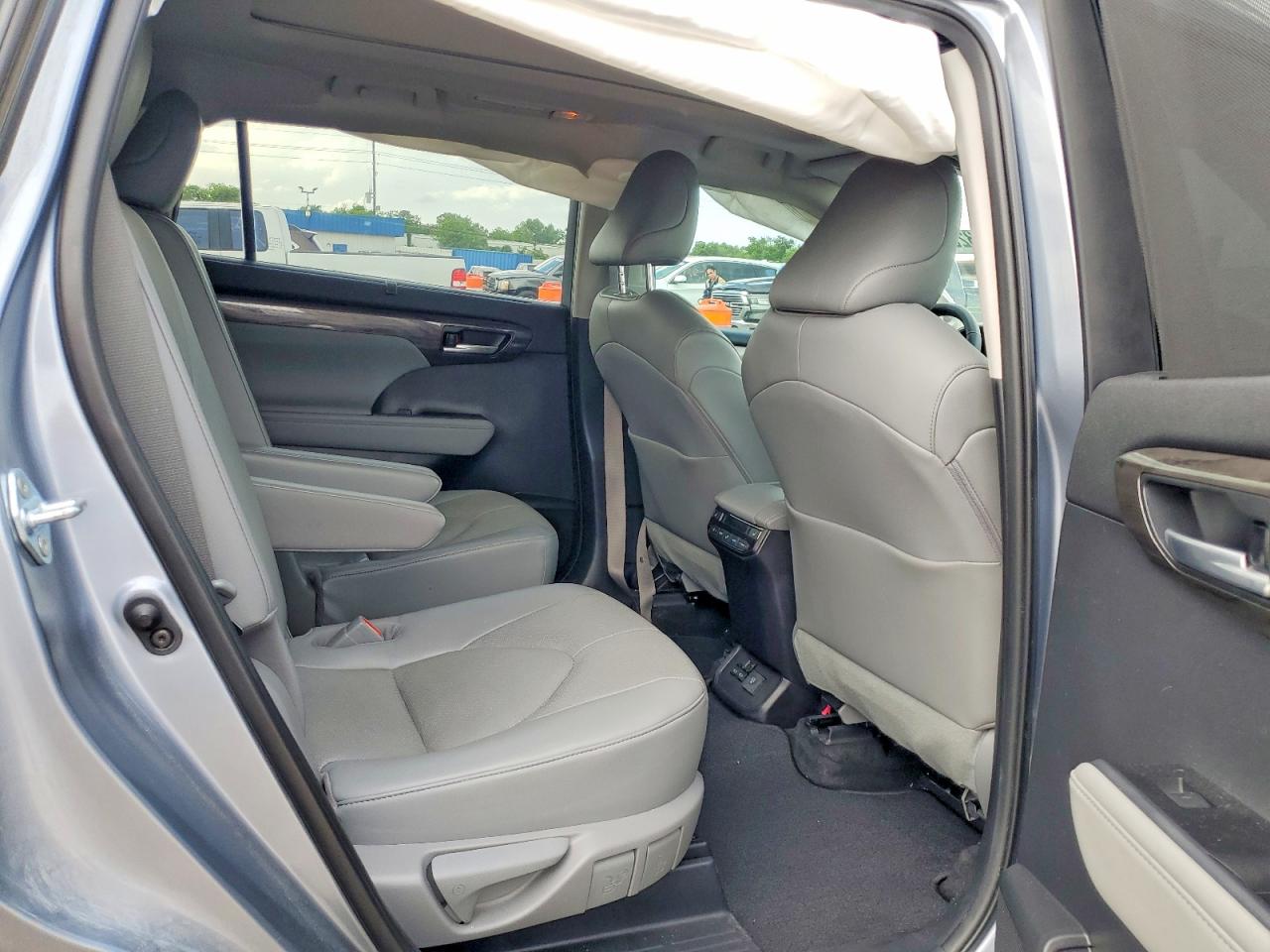 Toyota Highlander Platinum