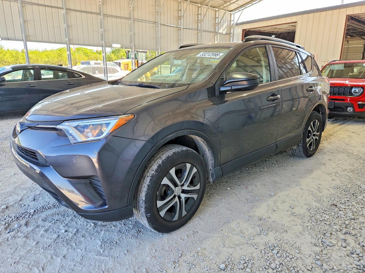 Salvage Toyota RAV4 Image
